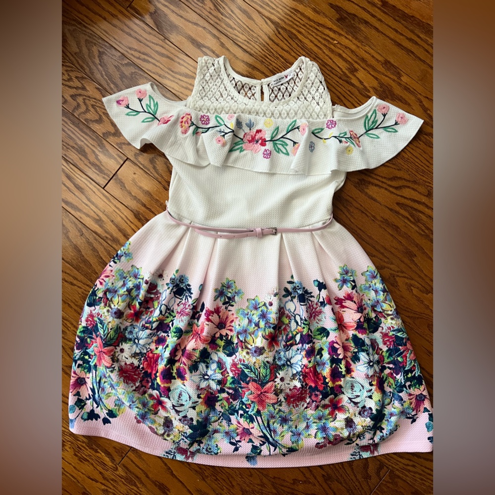Girls dress size 14